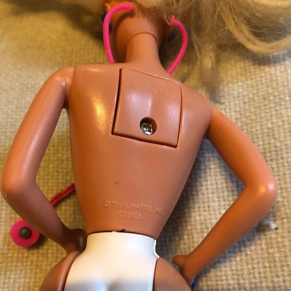 1990s Doctor Barbie - Picture 7 of 12